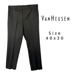 Van Heusen Men’s Traveler Dress Pants – Size 40x30 – Brown